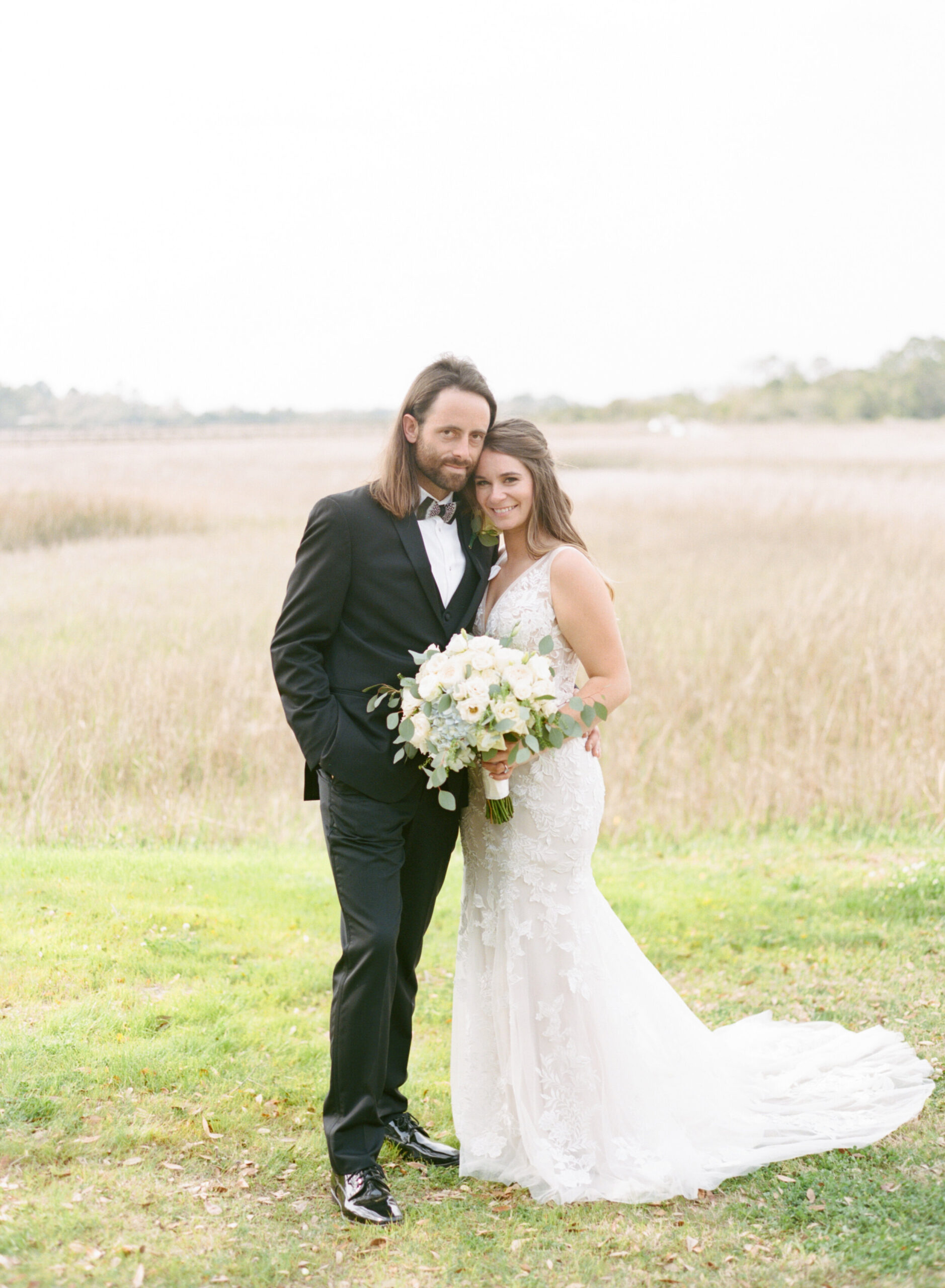 Charleston_Outdoor_Wedding_Blue_and_White_Spring_Wedding_Kailee_DiMeglio_Photography-18.jpg