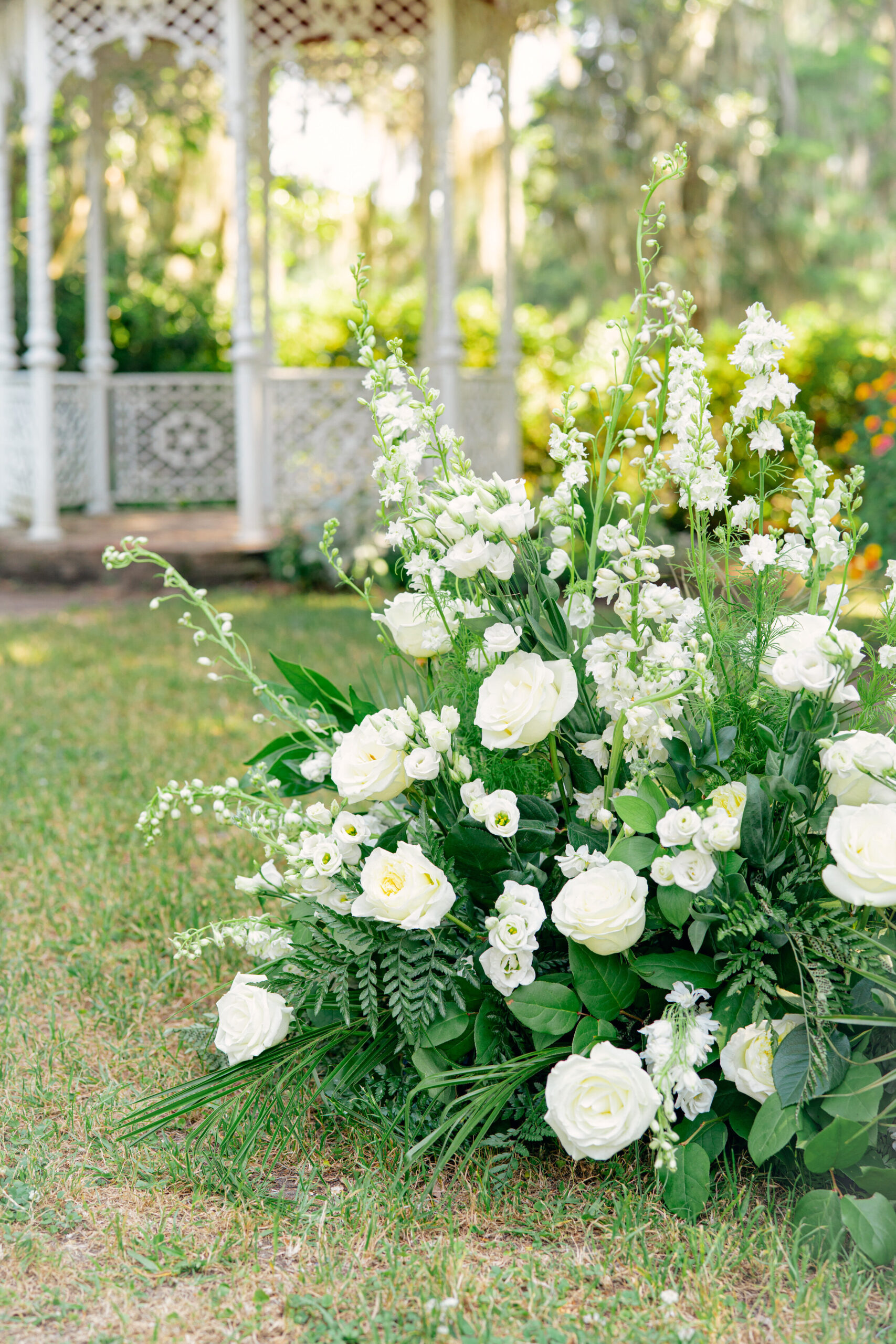 Magnolia_Gardens_Spring_Wedding_Charleston_Outdoor_Wedding_Photographer-104.jpg