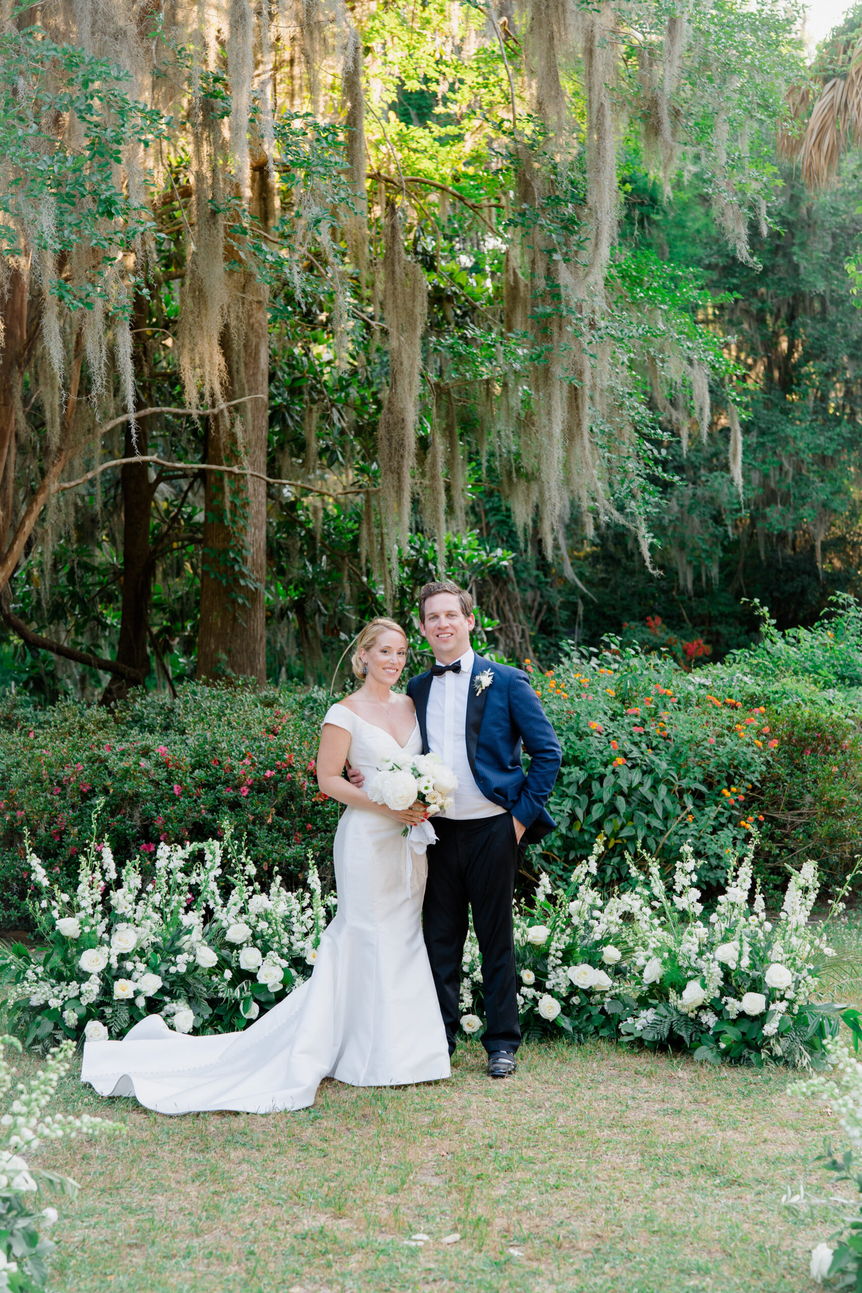 Magnolia_Gardens_Spring_Wedding_Charleston_Outdoor_Wedding_Photographer-677.jpg