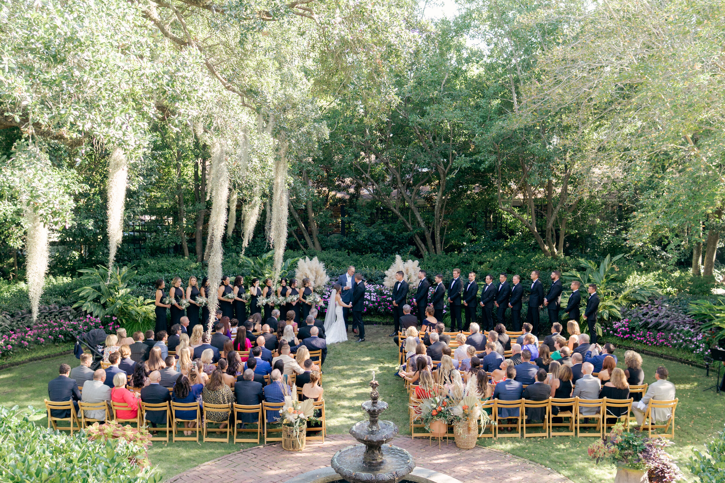governor_thomas_bennett_house_outdoor_Charleston_fall_wedding_photographer-553.jpg