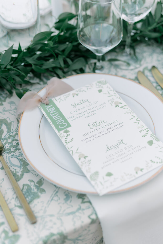 Graphic designer bride made her own wedding menus