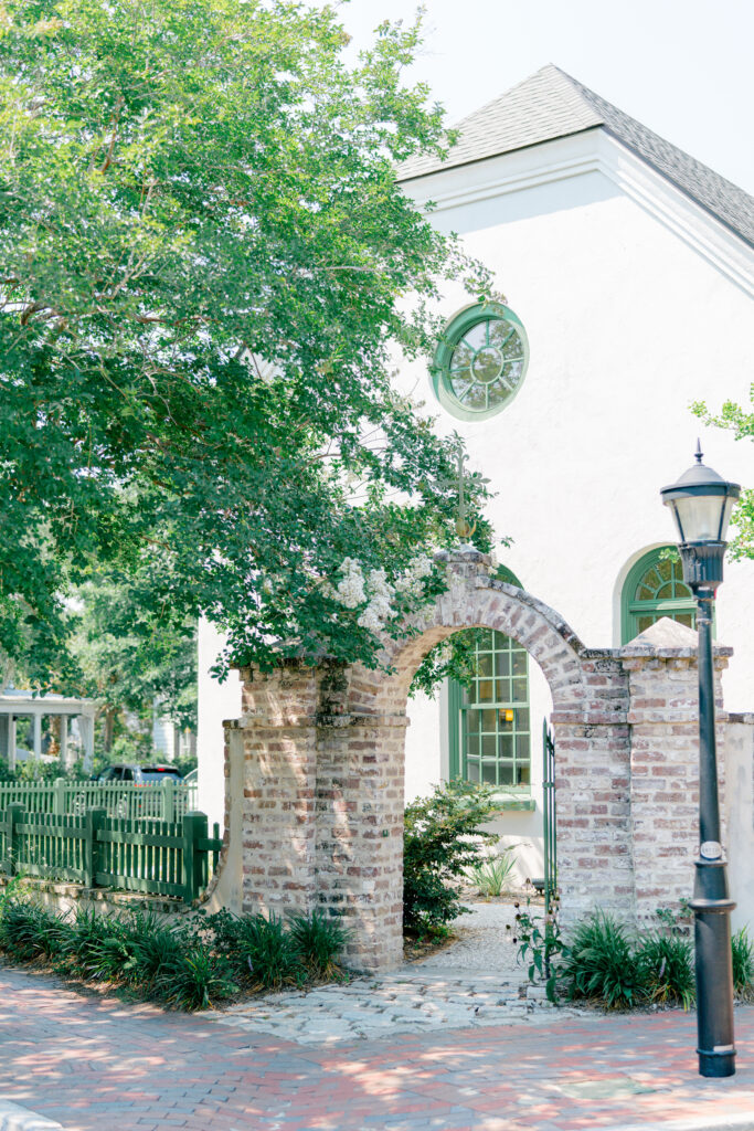 The chapel at the Creek Club at Ion. Spring wedding ceremony. 