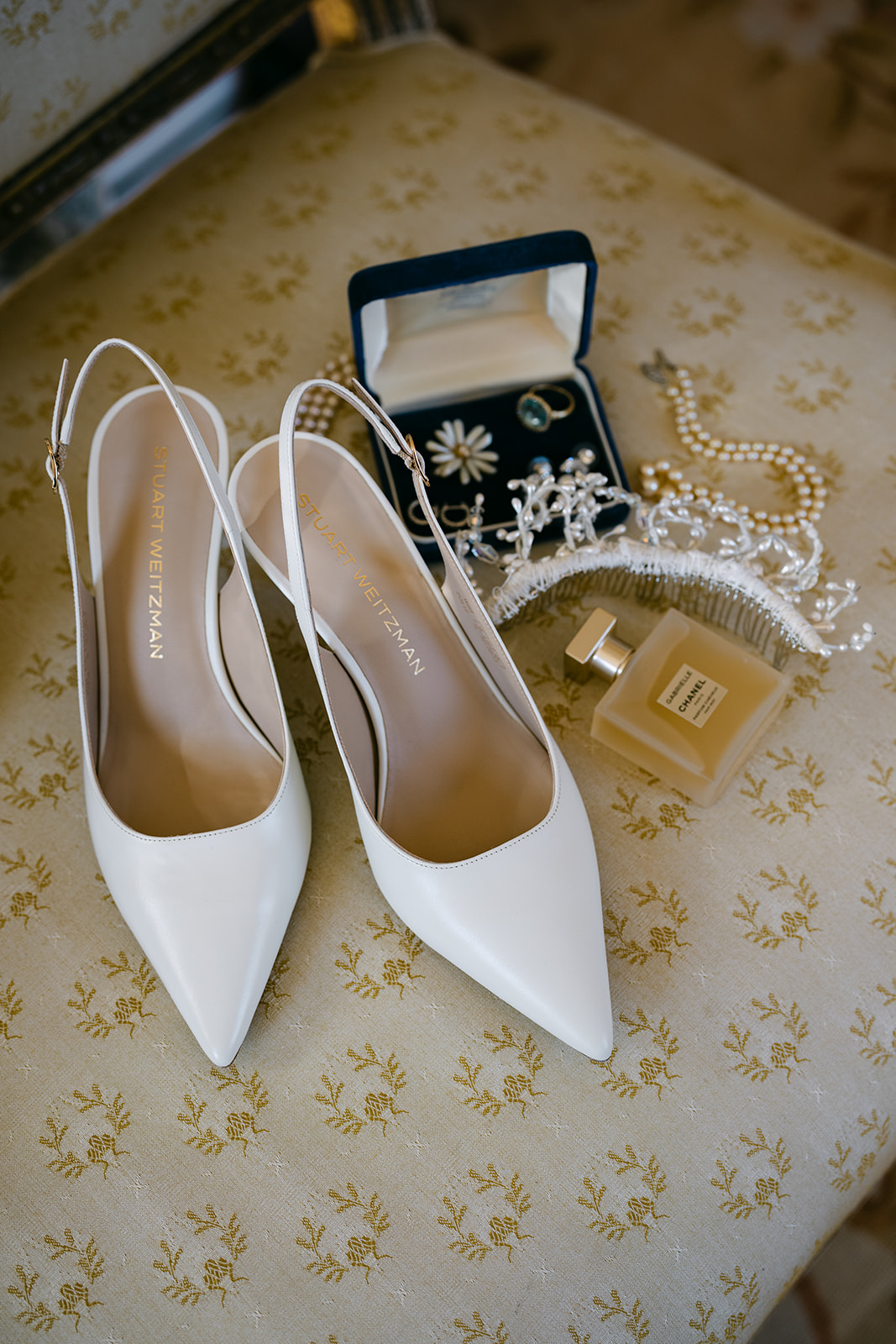 brides details. shoes. perfume. earrings. 